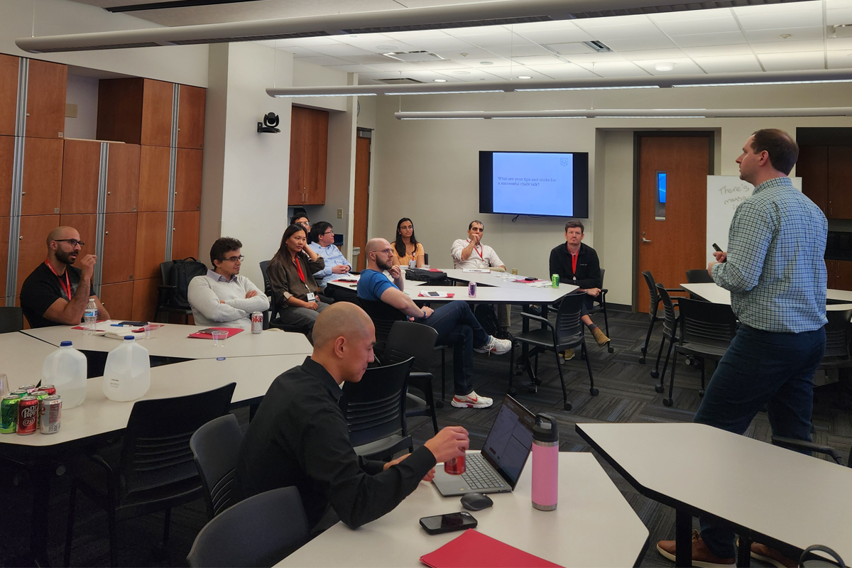 Roads to Success Seminar Provides Fundamental Guidance for Professional Development